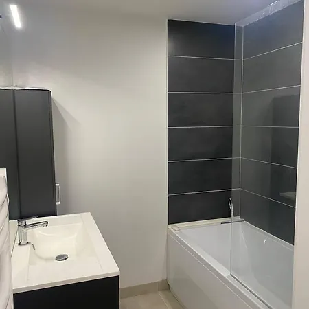 Maison Renovee 度假居