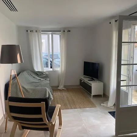 度假居 Maison Renovee *